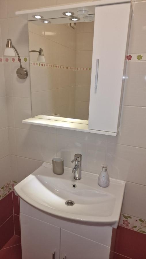 Lovely Condo With Free Parking ليوبليانا المظهر الخارجي الصورة
